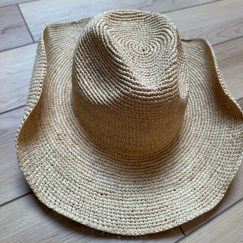 Eileen Fisher Natural Straw Hat